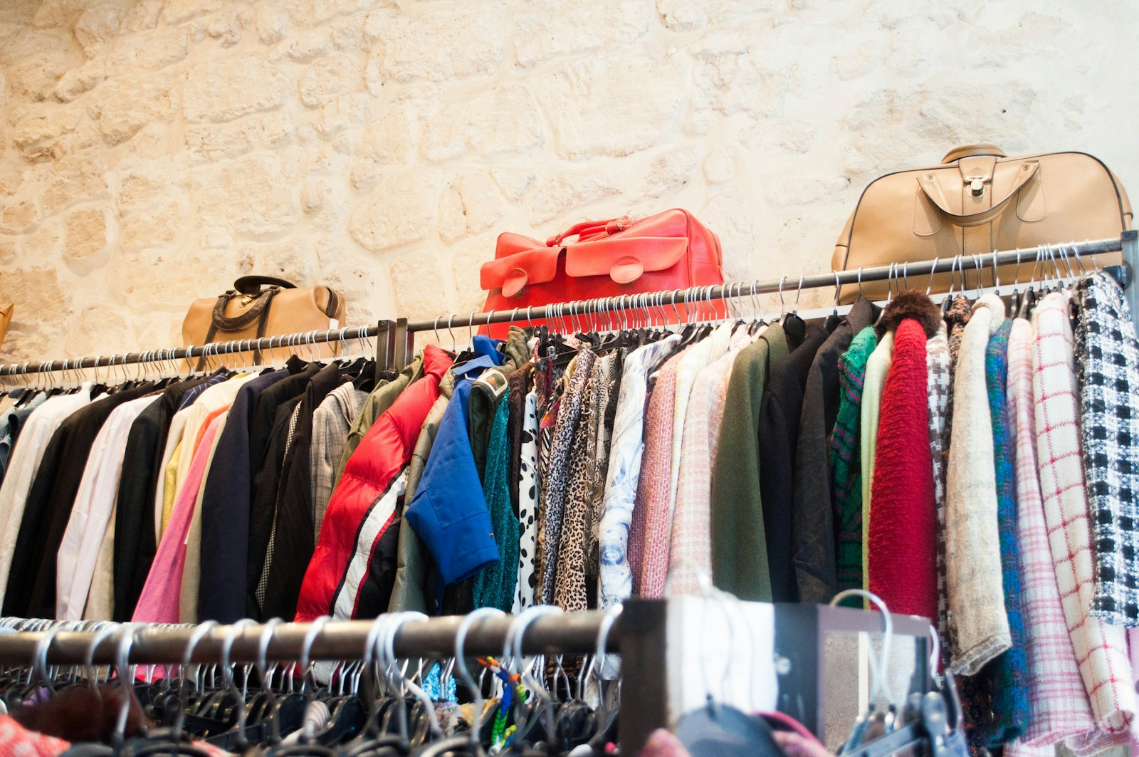 10 Tips to Mastering the Art of Thrift Shopping